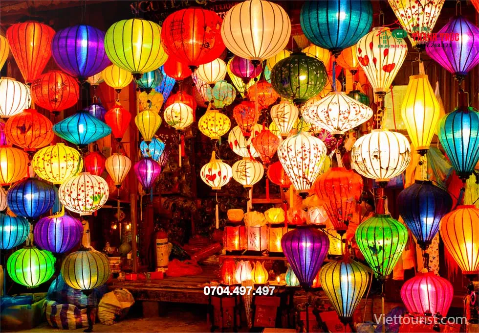 Lồng đèn Hội An nhiều màu sắc Mẫu lồng đèn Hội An nhiều màu chất liệu vải lụa tơ tằm cao cấp sang trọng