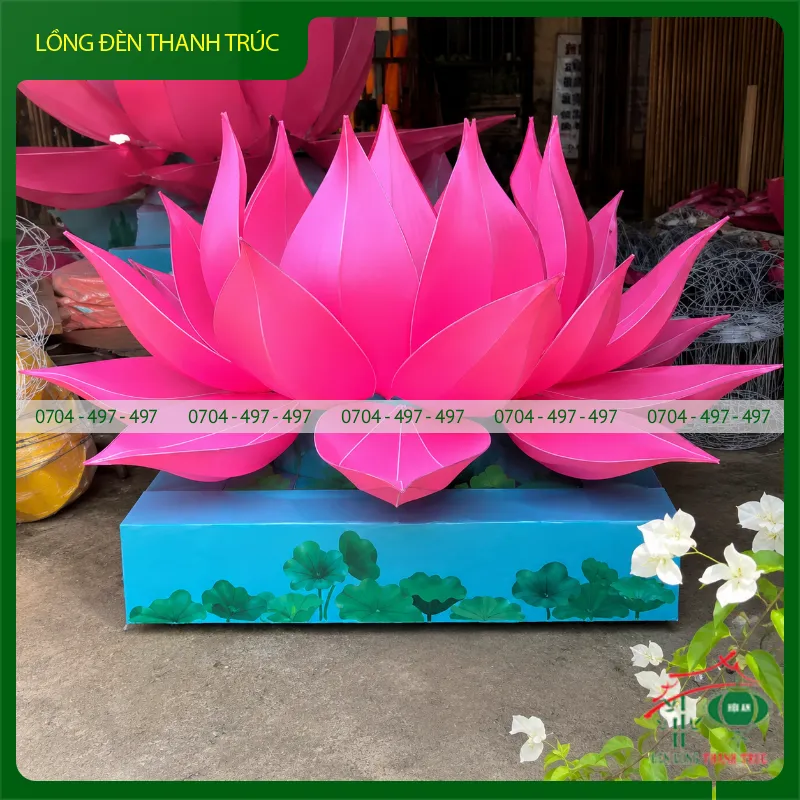 Lồng Đèn Hoa Sen Khổng Lồ